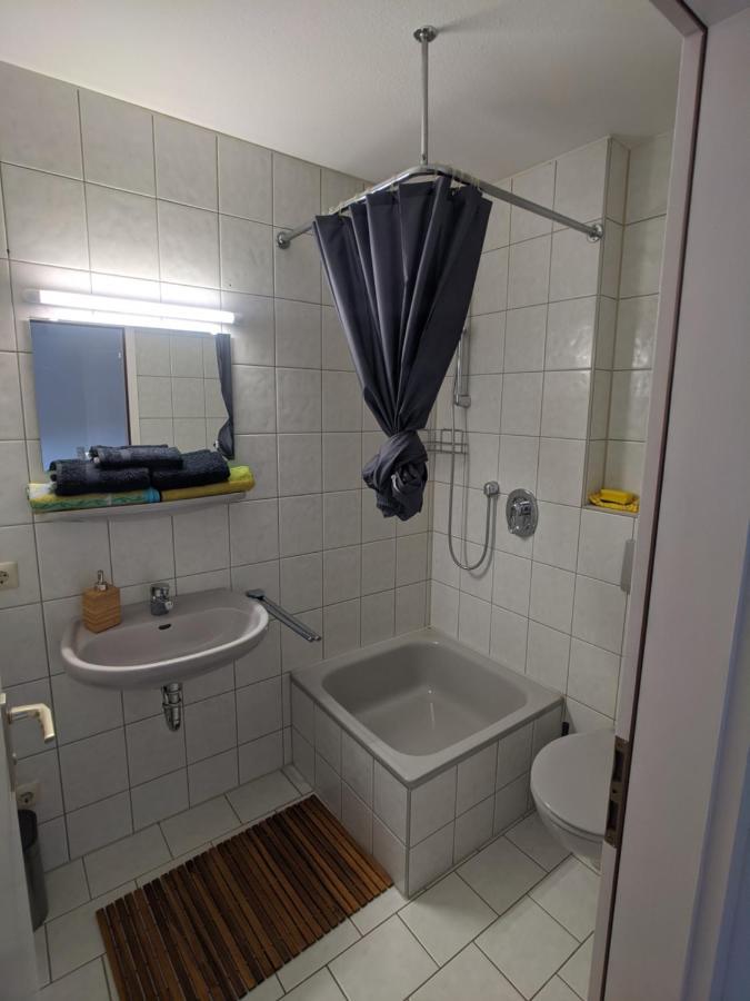 Ideales Messe Appartment 15Min Fahrtweg Kirchheim unter Teck Buitenkant foto