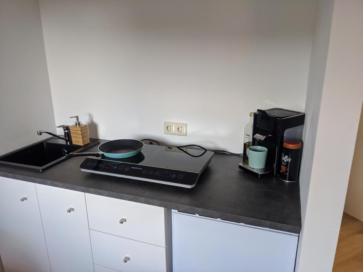 Ideales Messe Appartment 15Min Fahrtweg Kirchheim unter Teck Buitenkant foto